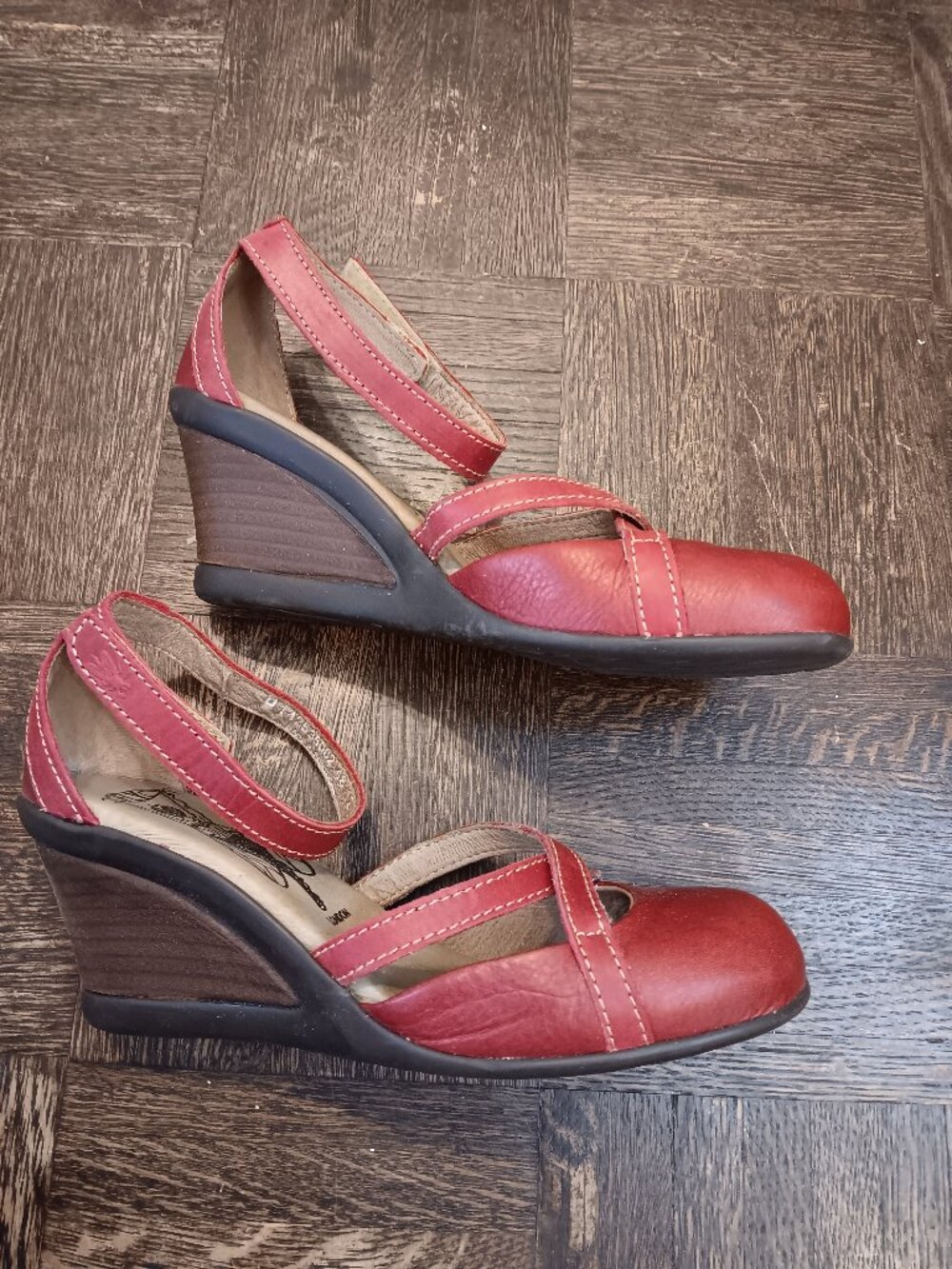 Fly London red strappy wedge heels, never worn, 37